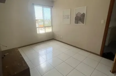 Apartamento com 2 quartos para alugar na Rua Maria Quitéria, 7, Itingá, Lauro de Freitas