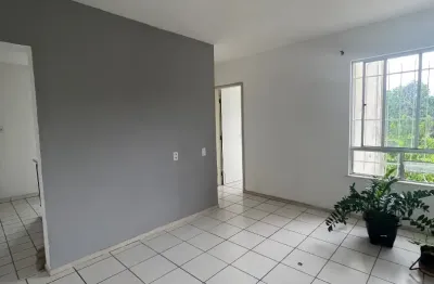 Apartamento com 2 quartos para alugar na Rua Maria Quitéria, 7, Itingá, Lauro de Freitas