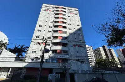 Apartamento com 1 suíte mais 2 quartos à venda no bairro atiradores