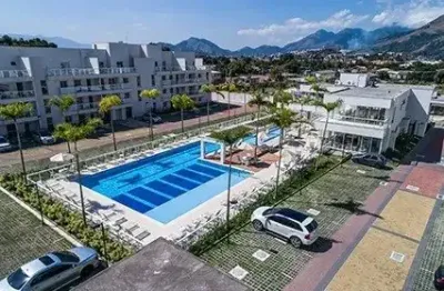 Cobertura duplex 140m² 4 quartos com suíte, condomínio fechado com área de lazer em campo grande