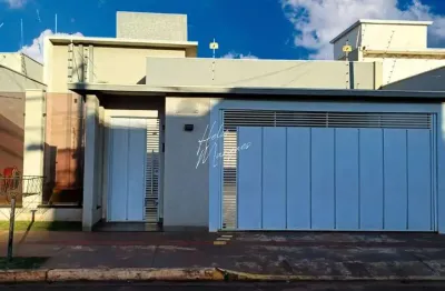 Casa à venda próxima à lagoa itatiaia – completa em planejados