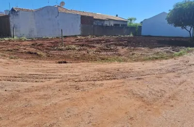 Terreno à venda na Rua Edson Quintino Mendes, s/n, Jardim Itamaracá, Campo Grande