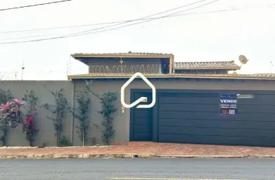 Casa com 3 quartos à venda na Professor Hilário Da Rocha, 276, Vila Santo Eugênio, Campo Grande