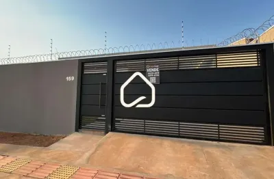 Próxima ao parque dos poderes, com 3 quartos, sendo 1 suíte