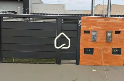 Casa novinha e com excelente localização -região da vila nasser