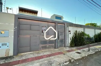 Casa com 3 quartos à venda na Adoniran Barbosa, 180, Tiradentes, Campo Grande