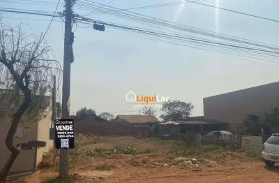 Terreno Comercial à Venda em Avenida em Frente ao Supermercado Mister Júnior com 360 m²