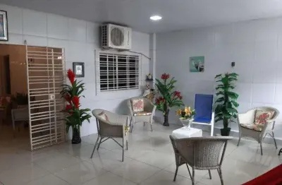 Engenho do meio casa em boa localização  3 quartos  400 mil