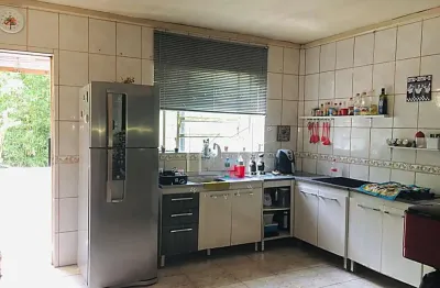 Casa com 2 quartos à venda na rua joão maria da fonseca, passo das pedras, gravataí, 126 m2 por r$ 447.000