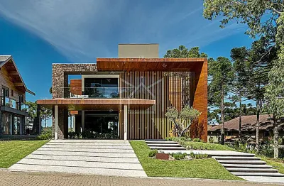 Casa à venda na RS 235, K12, Vale das Colinas, Gramado