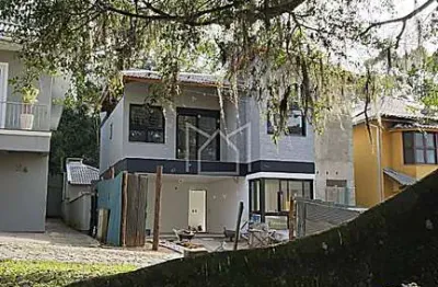 Casa | dentro de condomínio fechado | três dormitórios, sendo um suíte | gravataí/rs