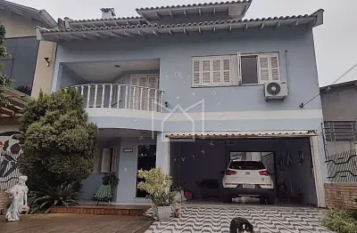 Sobrado | cinco dormitórios sendo três suites com sacada! gravatai/rs