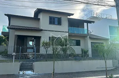 Casa à venda no Jansen, Gravataí 