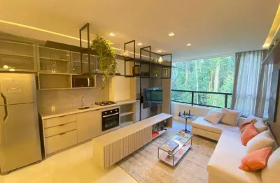Apartamento no morumbi de 45 metros quadrados com 2 dormitórios, varanda e vaga de garagem.