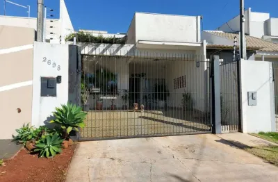 Casa com 3 quartos à venda na rua pioneiro joão benedito da silva, jardim itália ii, maringá, 105 m2 por r$ 470.000