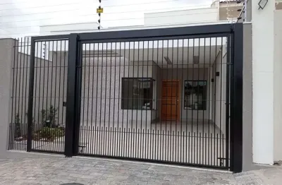 Casa com 3 quartos à venda na rua pioneiro domingos errerias ernandes, 133, jardim fregadolli, maringá por r$ 750.000