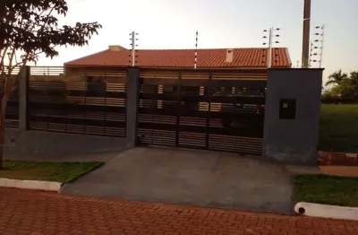 Casa em condomínio fechado com 3 quartos à venda na rua dcamargo, zona rural, doutor camargo por r$ 380.000