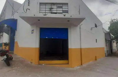 Salão para alugar  no bairro zona 05

** obs: o proprietário estuda descontar melhorias a serem realizadas no imóvel sendo descontado no aluguel mensal**