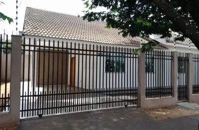Casa com 3 quartos à venda na rua pioneira regina marson badan, jardim iguaçu, maringá por r$ 825.000