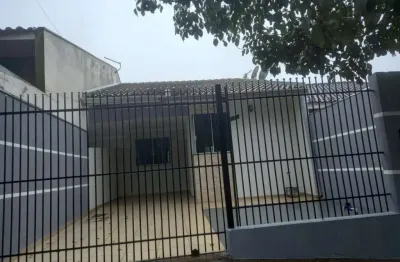 Casa com 3 quartos à venda na rua pedro leite de oliveira, 188, jardim andrade, maringá, 70 m2 por r$ 310.000