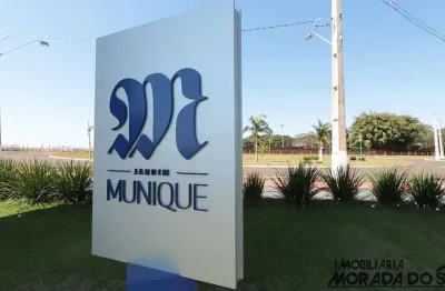 Terreno à venda na Rua Pioneiro Jones Sales Pontes, Jardim Munique, Maringá