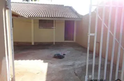 Casa com 3 quartos à venda na Rua João Antônio Correia Júnior, 99, Conjunto Habitacional Requião, Maringá