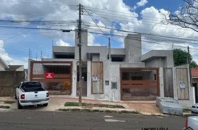 Casa com 4 quartos à venda na Rua Pioneiro Diogo Martins Esteves, Jardim Iguaçu, Maringá