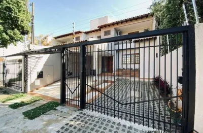 Casa com 4 quartos à venda na Rua Pioneiro Benjamin Fernandes Dias, Jardim Iguaçu, Maringá