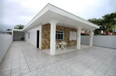 Casa com 4 dormitórios para venda no bairro grandesp em itanhaém.