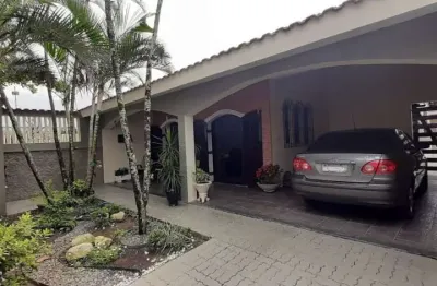 Casa com 4 dormitórios para venda no bairro vila nova itanhaém.
