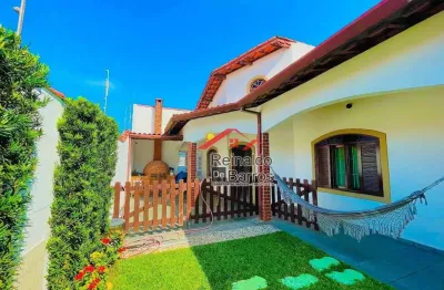 Linda casa em itanhaém com 3 quartos pertinho do mar