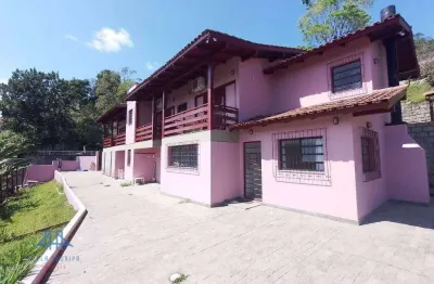 Casa com 5 dormitórios à venda, 328 m² por r$ 1.950.000,00 - córrego grande - florianópolis/sc