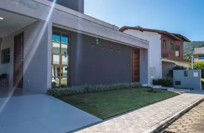 Casa com 4 dormitórios à venda, 287 m² por r$ 2.500.000,00 - vargem grande - florianópolis/sc