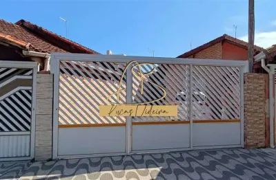 Casa geminada 02 dormitórios, há 50 mts do mar - bairro jd. real