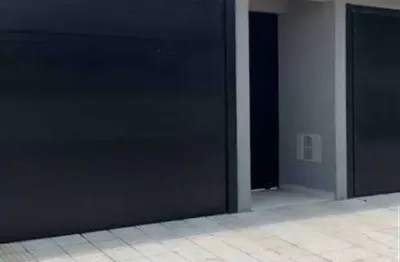 Belíssimo sobrado de 5 dormitórios sendo 3 suítes à venda no canto do forte,