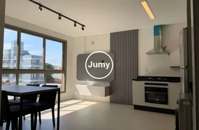 Apartamento bem iluminado / vista livre / mobiliado
