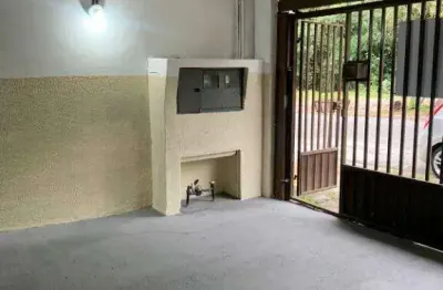 Casa com 1 dormitório para alugar, 60 m² por R$ 1.800,00/mês - Cidade São Jorge - Santo André/SP