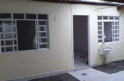 Casa com 1 dormitório para alugar, 55 m² por R$ 1.200,01/mês - Vila Alto de Santo André - Santo André/SP