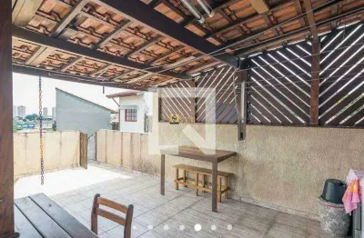 Casa com 4 quartos para alugar na Rua General Vicente de Paula Dale Coutinho, 122, Centreville, Santo André