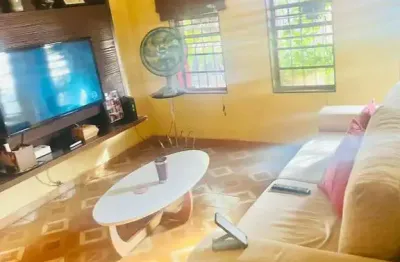 Casa com 3 dormitórios sendo 1 suíte bairro vila maria luiza