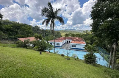Chácara em atibaia 7400mil m² estilo colonial em loteamento, 10 minutos da fernão dias