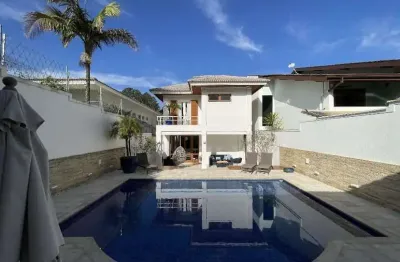 Belíssima casa com 3 suítes e piscina- vila santista atibaia-sp