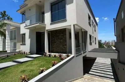 Casa com 4 quartos à venda na Avenida Piraíba, Centro Comercial Jubran, Barueri