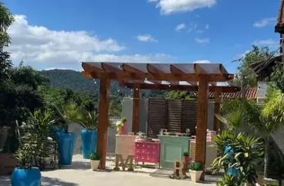 Venha morar em mairiporã, apenas 20 minutos de sp,  casa com piscina e sauna