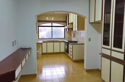 Apartamento com 4 quartos para alugar no Centro, Atibaia 