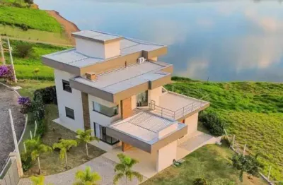 Casa alto padrão com vista panorâmica para a represa do jaguari