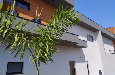 Lindo sobrado, recém construído na vila giglio, região nobre, a poucos passos da lucas