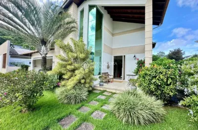 Casa em condomínio fechado com 4 quartos à venda na servidão joão josé de melo, 170, córrego grande, florianópolis, 340 m2 por r$ 3.830.000
