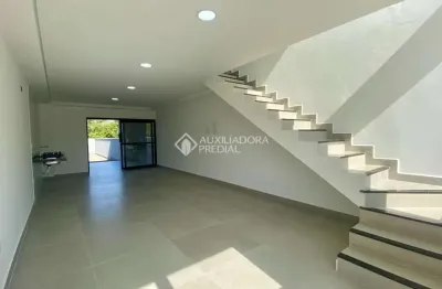 Casa com 2 quartos à venda na servidão caminho dos areais, 3, são joão do rio vermelho, florianópolis, 130 m2 por r$ 689.000