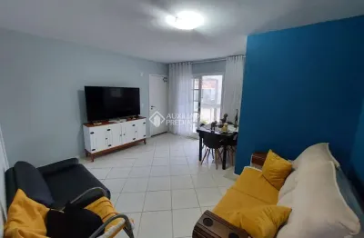 Apartamento com 3 quartos à venda na rua ernani castro dos santos, 97, canasvieiras, florianópolis, 70 m2 por r$ 689.000